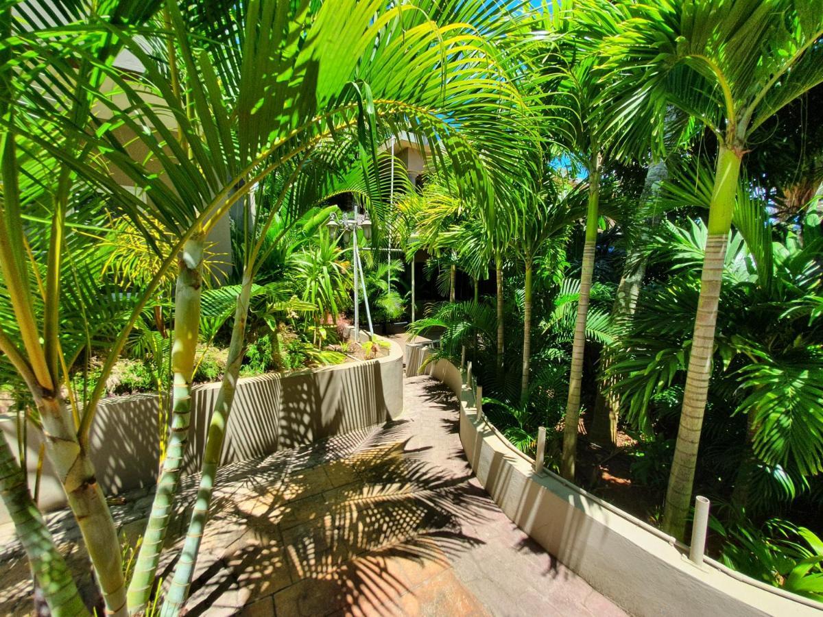 Malvilla Pereybere Beach Exterior photo
